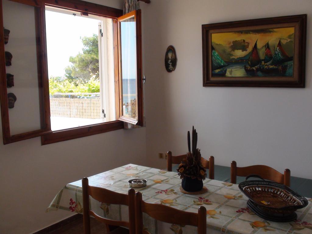 Constantinos Apartments Ласі Екстер'єр фото